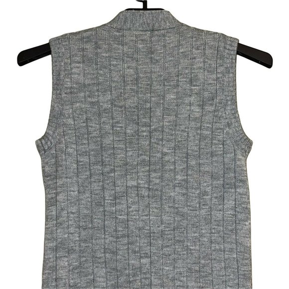 Vintage JC Penney Women Sweater Vest Medium Cable Knit Gray Button Front V-Neck - Picture 5 of 9